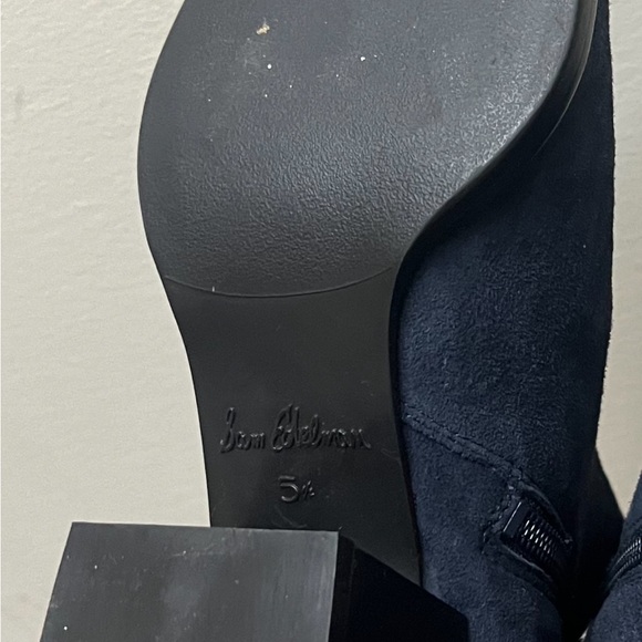 Sam Edelman Taye Navy Velvet Ankle Boots With Block Heel Sz 5.5 - Picture 11 of 12